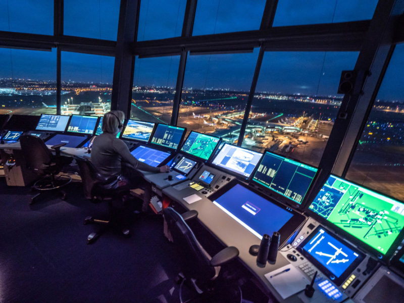 Air Traffic Controller